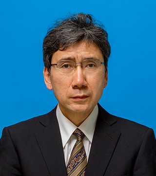 visiting professor Mineyuki Yokoyama